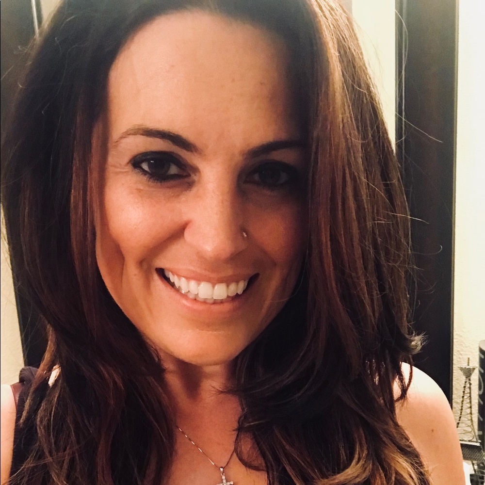 Meet your Posher, Nikki